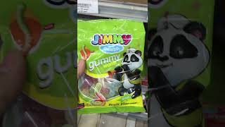 JIMMY THE PANDA GUMMY WORM SOUR #shorts #short #jimmy #panda #gummy #worms  #gummyworms #sour #candy