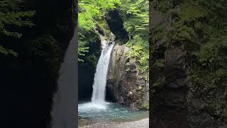 Ogama Falls, Tokushima prefecture #japan #waterfalls #dreamingofmountains #mountainscenery