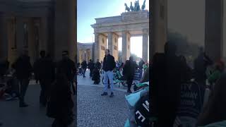 Berlin Diaries #ukrainewar #shorts #indiansingermany #berlin #brandenburgertor