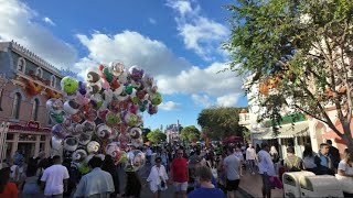 Combating the monday blues: DISNEYLAND 🏰