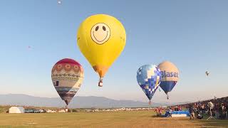 2017 Saga International Balloon Fiesta  20171103 AM Task8 Flyin