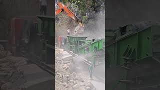 #equipment #mining #granite #crusher  #fyp #machine #metal #trending #crusher #crushing