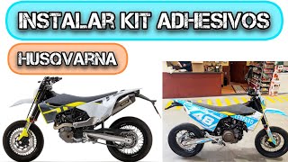 Como pegarle las pegatinas a la moto. Montar kit de adhesivo.Poner vinilos a la moto .kit de vinilo