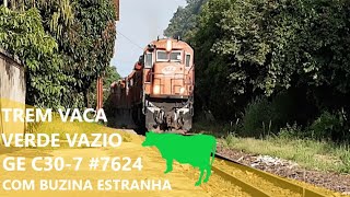 Trem vaca verde vazio com 5 Locomotivas passando por Val de Palmas-SP