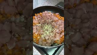 Салат ОБЖОРКА очень вкусный рецепт салата! Музыка: RealityМузыкант: ASHUTOSH #кулинария #еда