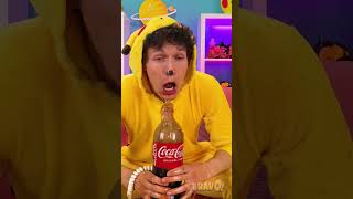 THIS PRANK WILL NEVER BE OUTDATED🥤🤩| Cola and Mentos Ritual