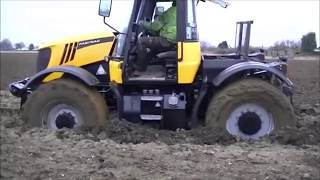 Tractors in the Dirt. Тракторы Буксуют