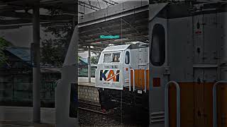 Suatu sore di Pasar Senen...| Kereta api |#shorts #keretaapi #hunting #cc206 #pasarsenen