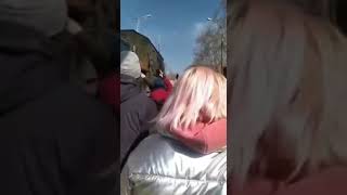 Война в Украине. В Херсоне, русские оккупанты стреляют в воздух для разгона протестующих.13.03.2022.