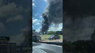 Incêndio de grandes proporções atinge empresa de cabines agrícolas em São Pedro do Butiá