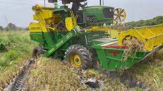 John Deere 5310 4wd  Standard Tsc- 513 Harvester performance in field