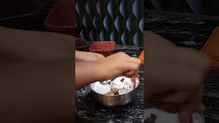 Oreo chocolate ice cream #ashortaday #oreoicecream #icecream #sneharmy22 #ytshorts #recipe