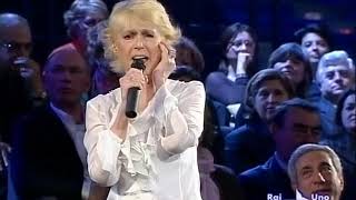 Loretta Goggi "L' aria del sabato sera" Live 2005