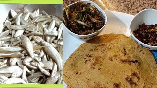 छोटी मछली, लहसुन और मिर्च चोखा और मक्के की रोटी रेसिपी | Bihar ki famous recipe #cookingwithrajia