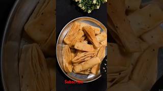 Layered namak pare recipe.#youtubeshorts #diwalisnacks #ritakithali