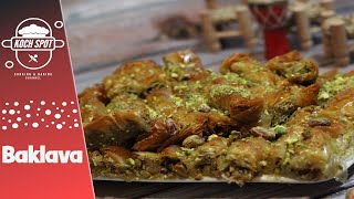 Baklava mit Blätterteig gefüllt mit Pistazien - Baklava Rezept mit Filoteig - بقلاوة بالفستق  الحلبي