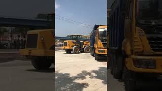 Heavy duty wheel loader || loading rocks || station