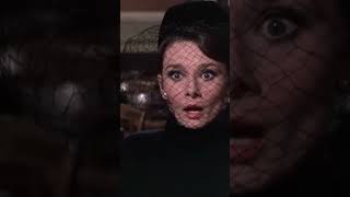 Is he really dead? Funny funeral scene #classics #cinema #audreyhepburn