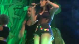 Anitta - Dom dom dom/Senta gostoso, te pago um guaravita (São Lourenço - MG)