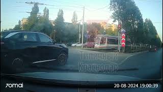 Момент ДТП мотоциклиста на Старокубанском кольце попал на видео