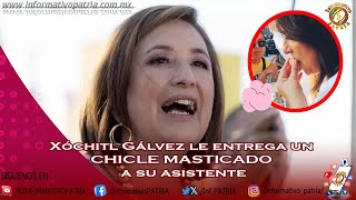 🚨 Xóchitl Gálvez le entrega un CHICLE MASTICADO a su asistente