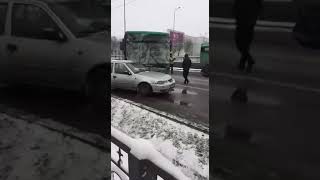 Алматы,  Саяхата пр. Райымебка ДТП с участием 3х автобусов