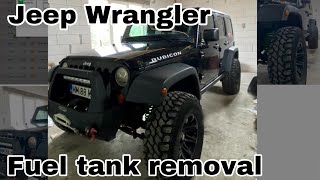 Jeep Wrangler Rubicon 2.8 CRD 2014 Fuel tank removal