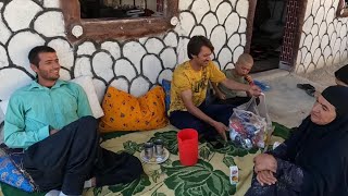 The fateful day: water supply and reunification of Babak with Alinjat family