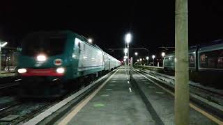 E464 DTS sul Regionale per Formia-Gaeta, in arrivo e in partenza da Villa Literno