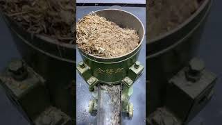 #Pellet mill manufacturers #Aquaculture #Guillotine pellet feed machine Feed pellet mill