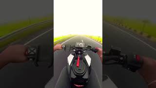 kTm Duke 390 Short Video | Duke 390 | #trending #status #elvishyadav #duke390 #duke390topspeed