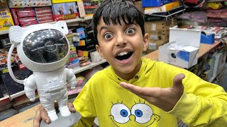 Astronaut Galaxy Projector Le Aaya 😱 | Yaatri