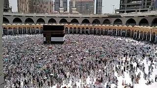 Melihat tawaf dari lantai atas