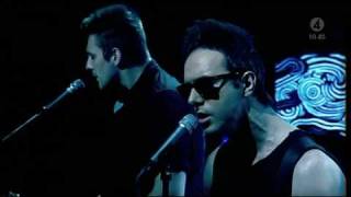 glasvegas - daddys gone live on nyhetsmorgon - 20090503