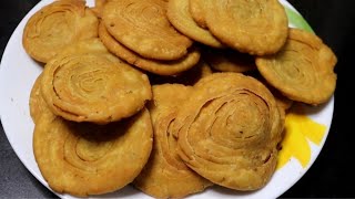 मूंगदाल का खस्ता मठरी एक बार जरूर बना कर देखिए | Mathri Recipe | Moong Dal Snacks |