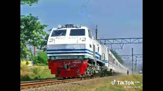 Jedag - jedug .KA. ARGO BROMO ANGGREK #keretaapiindonesia