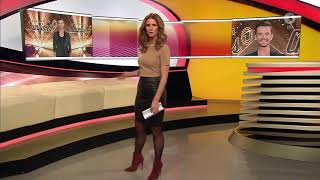 Mareile Höppner - Brisant HD - 13.01.2018 - Brown Blouse, Tight Black Leather Skirt, Nylons & Boots