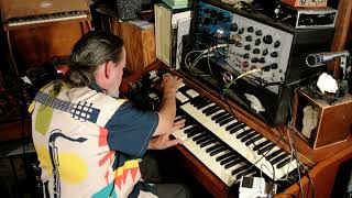 Paranormal Organ: Controlling a Modular Synth with an Electronic Organ