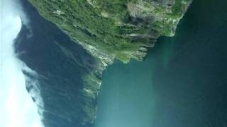 fiordland flight & milford sound video 003.avi