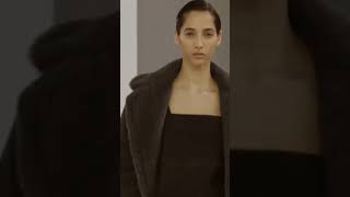 #YasminWijnaldum for #Max Mara ss24🦋 #catwalk #style #fashion #model #shortsvideo #мода #рек