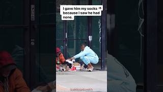 Heartwarming Act of Kindness: Young Man Gives His Socks to a Homeless Stranger! 💙 #explore #bekind