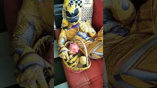 Power Rangers Kuning Makan Buah #shorts #short #trending #viralshorts #fyp #viral #astonfamily