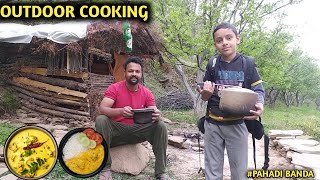 COOKING KADHI & CHAWAL IN APPLE FARM HUT || PAHADI BANDA