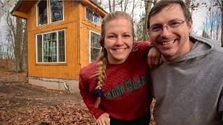 Cozy Cabin Build: Finishing the Beautiful Window-Surround Loft