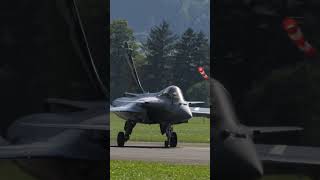 Fighter Jet Taxiing After Landing: Canard Control in Action #short #shorts