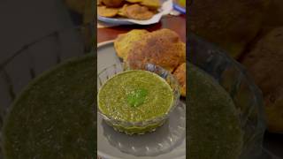 PALAK KACHORI WITH GREEN CHUTNEY 😍