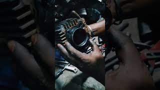 head cylinder repairing#Bike modify by @tinkuali In Dumka#trending #viralvideo #dumka #video 🙏🙏🙏🙏🙏🙏🙏