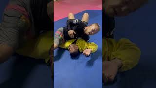 グルって回ってアームロック #jiujitsu #armlock #mma