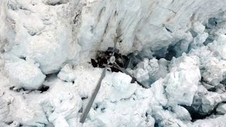 Helicopter crashes into New Zealand glacier, 4 Killed