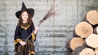 Stick Witch’s Broom - DIY Witches broom